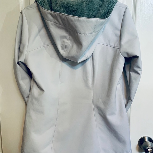 Columbia Softshell Jacket - Picture 3 of 4